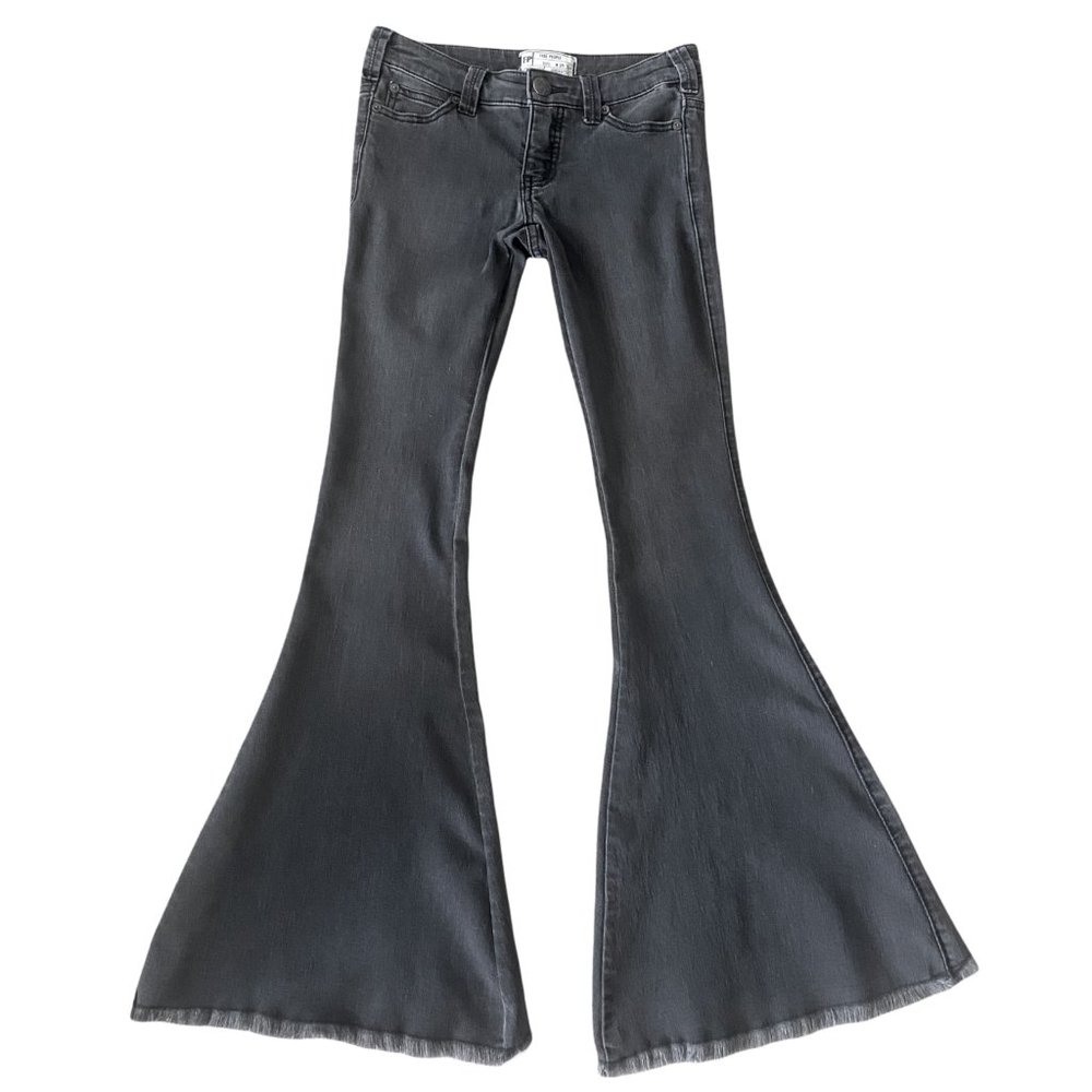 FREE PEOPLE Black Bell Bottom Flare Jeans SIZE 25 SHORT - Picture 4 of 8